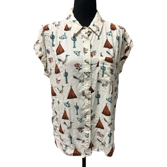 Cotton & Rye Other - Cotton & Rye L Cream Southwest Cactus Print Button Down Top